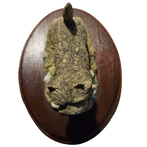 2 Northumbria Collection Carin Terrier Figurines On Wooden Bases Handmade In Eng - Picture 6 of 10